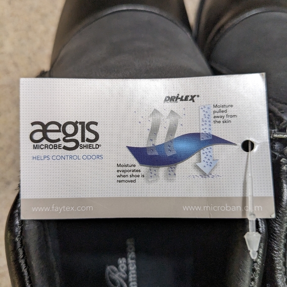 NWT Ros Hommerson Superb Comfort Leather Ankle Boots Size 8.5M - Picture 5 of 7